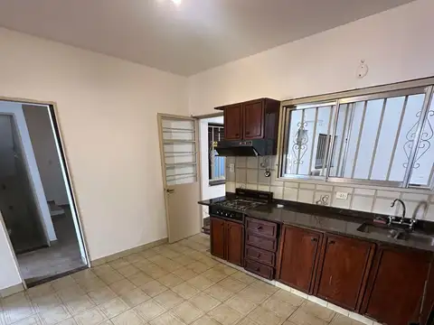 Casa en Venta en Villa Pueyrredon, USD 190.000
