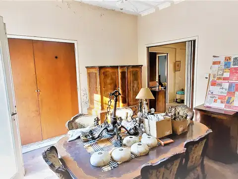 Tucuman 1000, Piso 1