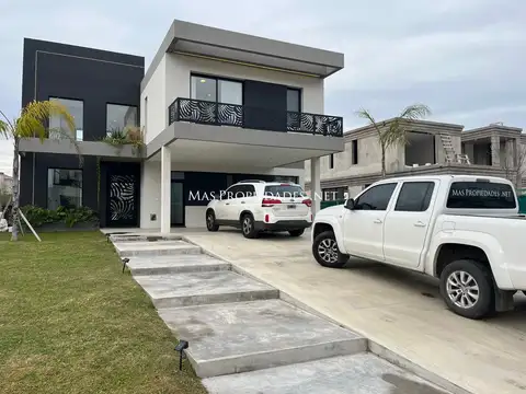 Venta Casa en venta en Terralagos 4 Dormitorios Canning 100