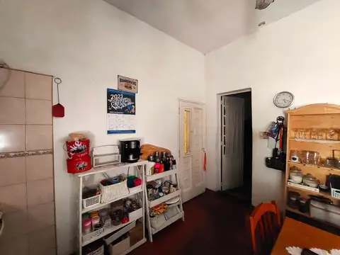 Camilo Aldao bis 600, 3 dormitorios, cocina comedor, patio.