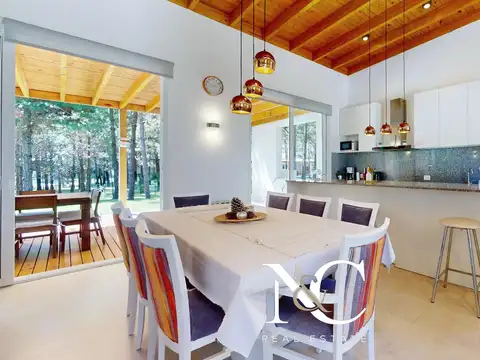 Casa en Alquiler de 4 dormitorios