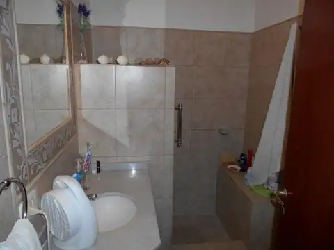 Depto Tipo Casa en Venta 50 años