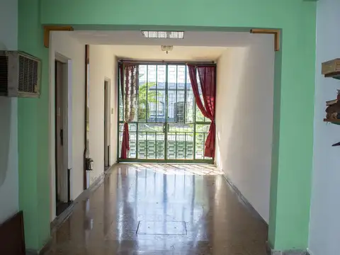 Casa en Venta en Los Hornos, USD 158.000