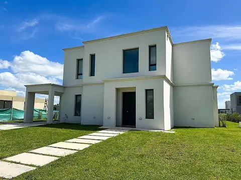 Casa en Alquiler de 3 dormitorios