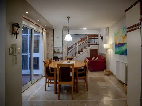 Casa 4 ambientes con 3 baños