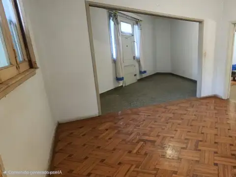 Casa en Esquina - Gran Potencial Multifamiliar o Inversión | Coghlan / Saavedra