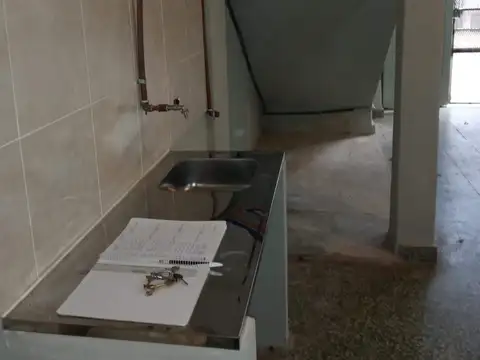 Local en Venta Via Pública