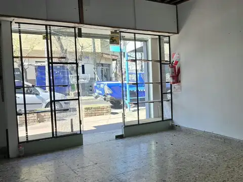 Local - Banfield Este