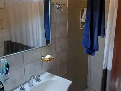 Venta | 2 casas | 2 y 2 Dormitorios | Capitán Bermúdez | Barrio Centro