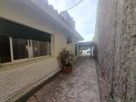 Casa en Roldan pleno centro excelente ubicación
