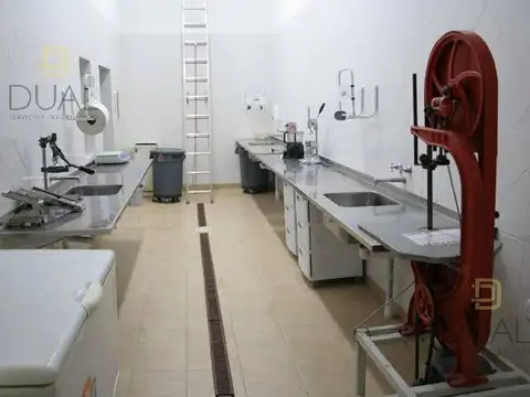 VENTA PLANTA INDUSTRIAL EN BERABEVU SANTA FE