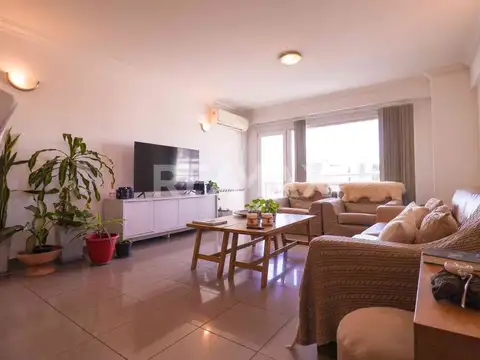 Departamento 4 ambientes con 2 baños