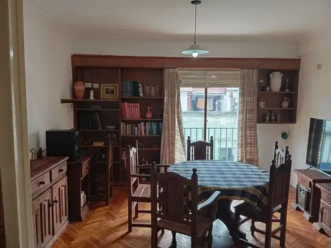 DEPARTAMENTO 4 AMBIENTES VENTA CABA CON BALCON