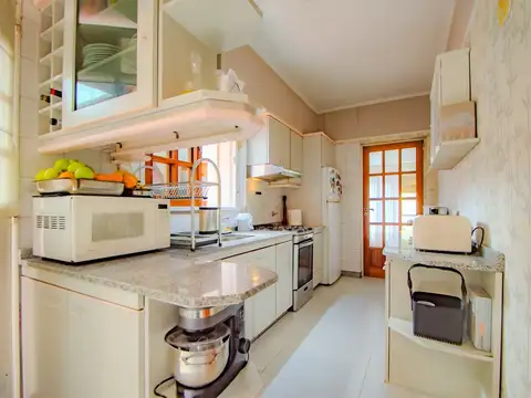 Depto Tipo Casa en Venta de 5 ambientes