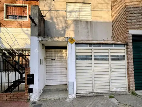 Dúplex en venta c/ cochera en Alberdi