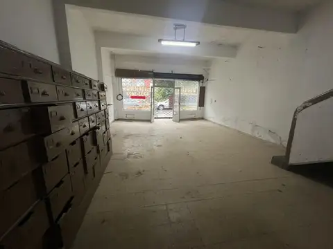 Local en Venta 50 años