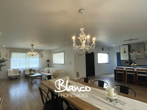 Casa en Alquiler de 3 dormitorios