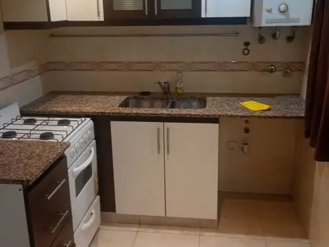 Departamento en Alquiler en Versalles, $ 600.000