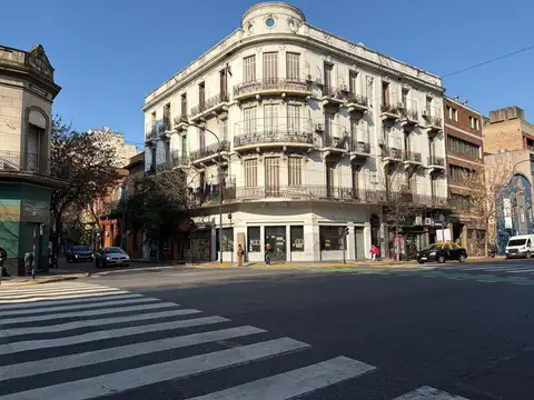 Av. Entre Rios  al 1400