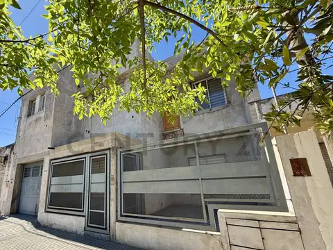 Casa + departamento de categoría en zona de crecimiento. VENADO TUERTO.