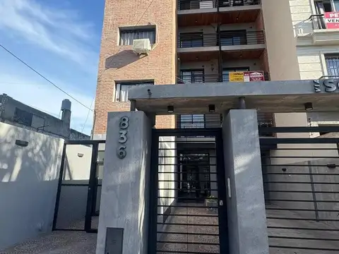 Miguel Cané al 800