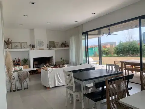 Casa en Alquiler A Estrenar