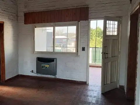 Departamento en Alquiler en Moron Sur, $ 700.000