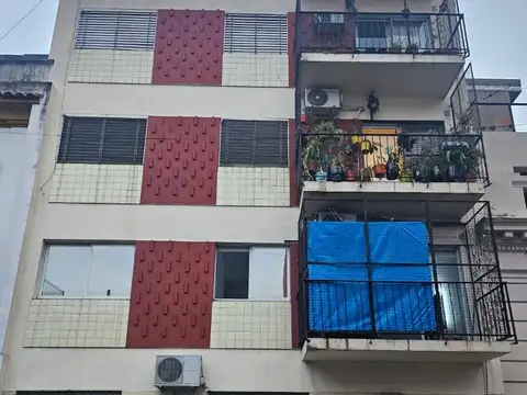 Humberto 1 800, Piso 2°