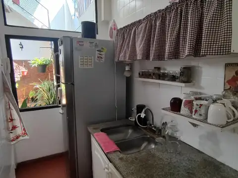 Depto Tipo Casa 4 ambientes con 2 baños