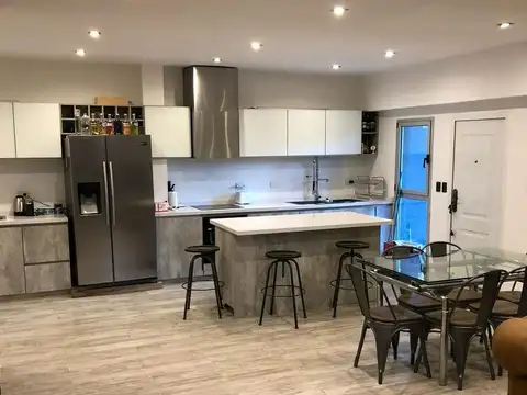 Casa en Venta en Quilmes, USD 220.000