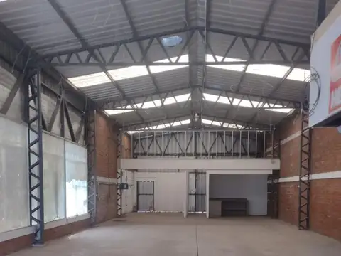 Colectora Ruta 18,Alvear