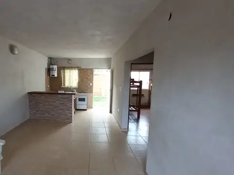 Depto Tipo Casa en Venta de 3 ambientes