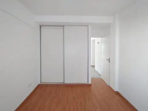 Departamento en Alquiler en Santos Lugares, $ 600.000