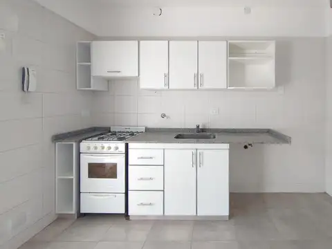 Departamento en Alquiler con 1 cocheras