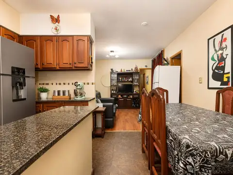 Depto Tipo Casa en Venta de 5 ambientes