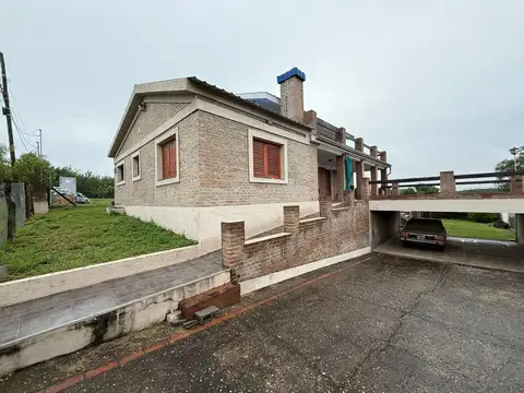 VENTA CASA 3 DORMITORIOS.EL MANZANO, APTO CREDITO.