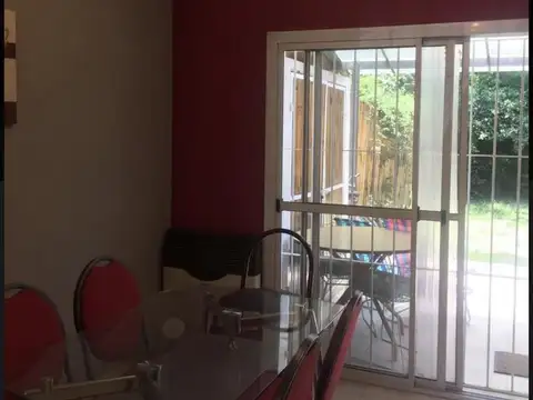 Depto Tipo Casa en Venta de 3 ambientes