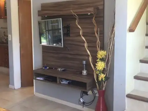 Depto Tipo Casa en Venta con 1 cocheras
