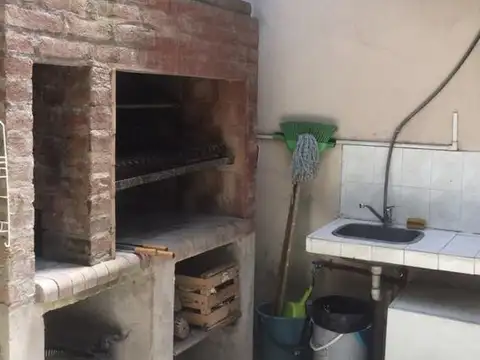 Depto Tipo Casa en Venta con 1 cocheras