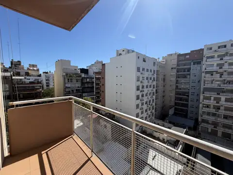 Departamento en Belgrano con balcón y cochera