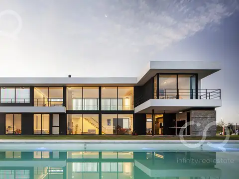 CASA EN VENTA BUENOS AIRES GOLF