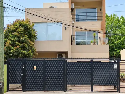 Duplex en Alquiler en Castelar Norte