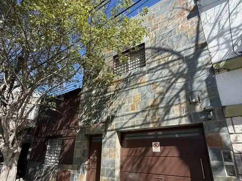 VENTA CASA LOTE PROPIO SAAVEDRA