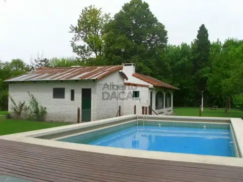 Casa en Venta en Villa Elisa, USD 230.000