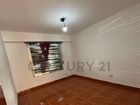 Casa en Alquiler 1996 años