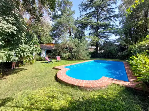 Parque Leloir - Quinta  1600 m2 - 3/4 dormitorios