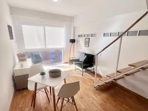 2 ambientes en Duplex ,Cañitas disponible