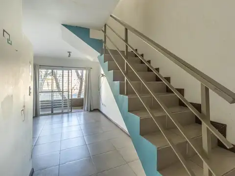Depto Tipo Casa en Venta al Sur