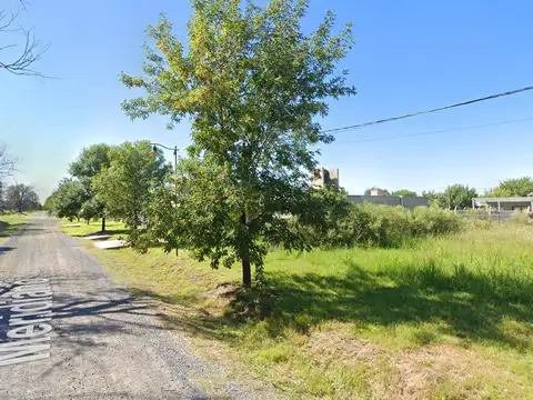 432 m2 a metros del acceso por ruta 9 en el barrio "las tardes"