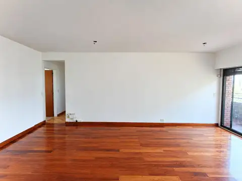 Crámer 2500, Piso 7°